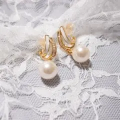 イヤリング フェイクパール キラキラ ダブルライン 痛くなりにくい ゴールド