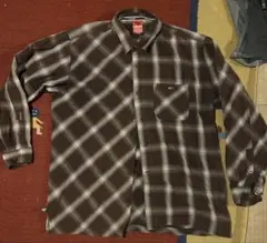 pellepelle チェック柄ネルシャツのサムネイル