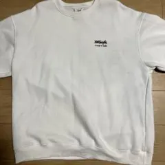 ホワイト刺繍ロゴクルーネックスウェット