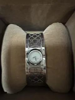 Joan様　未使用級 グッチ トワール　GG柄　バングルウォッチ　ブレスレット 810000113479000-8_1000x.jpg?v=