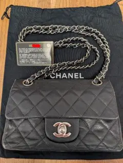 CHANEL ブラック ミニマトラッセ