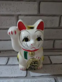 【新品未使用】陶器製 貯金箱　白右手　高さ15cm　（5号）のサムネイル