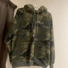 RVCA カモフラ ボアプルオーバー