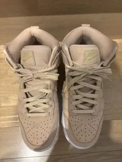 NIKE ベージュ スニーカー ミッドカットのサムネイル