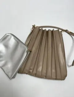 Item thumbnail for item 4b0cc9ec-2458-42e2-b2cd-2126e8218f22