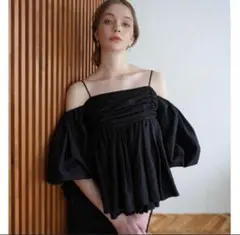 acka puffy gather blouse