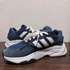 adidas RETROPY F90