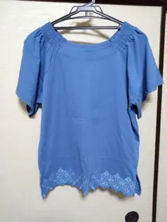 ワードトローブ　タグ無し未使用Ｔシャツのサムネイル