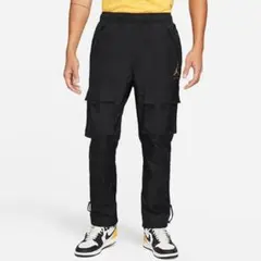 ナイロンカーゴパンツ