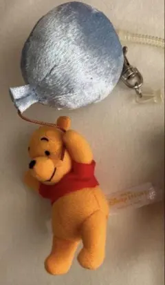 ディズニーランド　くまのプーさん マスコット 風船付き　キーホルダー