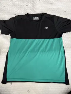 New Balance 半袖Tシャツ ブラック/ターコイズ