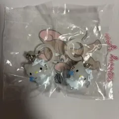 ハローキティ　めじるしチャーム　天使　2個セット