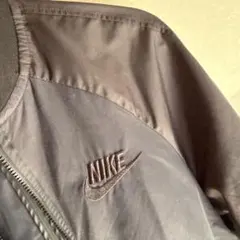 Nike 黒 ジャンパー Mサイズ
