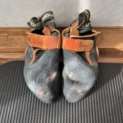 Item thumbnail for item cef04dc9-accc-440e-8ef4-4a7d453b6c49