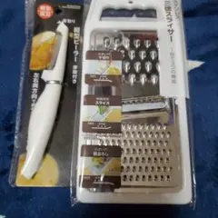 三徳スライサー 縦型ピーラー 2点セットのサムネイル