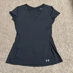 アンダーアーマー　Tシャツ　レディース　黒　SM