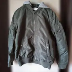 H&Mキッズ MA-1ジャケット(カーキ) 120〜130cm