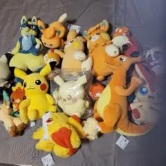 ぬいぐるみ Pokémon fit ほのお　御三家　まとめ売り　リザードン　他 ぬいぐるみ Pokémon fit ほのお 御三家 まとめ売り リザードン 他
