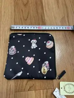 ラデュレLADUREE マカロン マルチーズ ポーチ