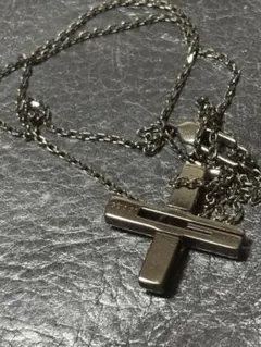 GUCCI クロス ネックレス シルバーのサムネイル
