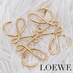 LOEWE ロエベ アナグラム ピンバッジ チャーム アクセサリー ゴールド 金のサムネイル
