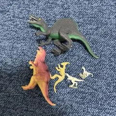 恐竜フィギュアセット スピノサウルス他