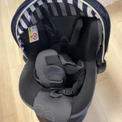 最終お値下げです！AILEBEBE エールベベ　 ネイビー チャイルドシート