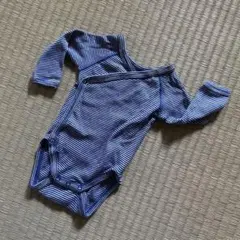 【Petit Bateau/プチバトー】美品✴︎マリンボーダー柄の長袖ロンパース