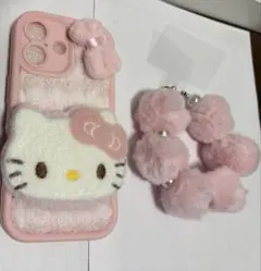 ハローキティ iPhone 17用　スマホケース ファーチャーム付き 携帯カバー