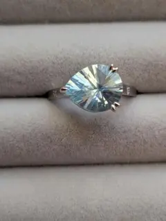 【最終価格】ブルートパーズ リング 指輪 1.76ct