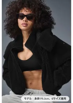 alo Foxy Sherpa ジャケット - Black