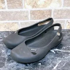 【2987】crocs クロックス オリビア　サンダル フラットシューズのサムネイル