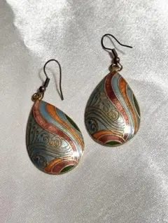 ペアピアス 多色波模様と金色格子