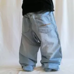 Item thumbnail for item 1cfb02c7-52f3-4ac4-9a54-7987161c373c