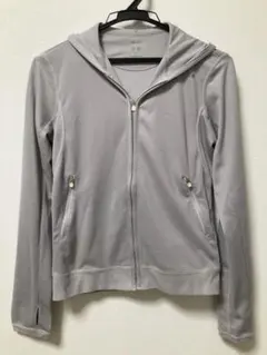 お値下げ　ユニクロ　グレー フルジップ フード付き パーカー