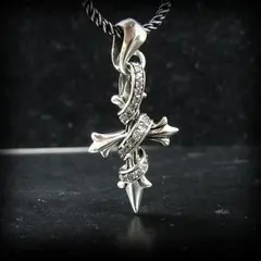 リリーフレア クロス ユリ紋章クロス ジルコニアリボン シルバーペンダント