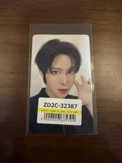 ATEEZ Ashes to Light ユノ ユニバ特典 トレカ