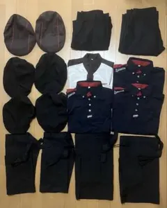 2025年最新】サイゼリヤ ユニフォームの人気アイテム - メルカリ