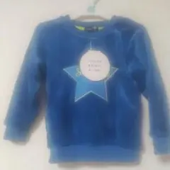 新品未使用　青い星形プリントトレーナー 110