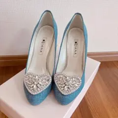 ほぼ新品　DIANA/ダイアナ フラワーモチーフフラットシューズ　シルバー 25 DIANA/ダイアナ フラワーモチーフフラットシューズ シルバー - メルカリ