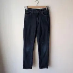 ユニクロ　ストレッチデニム　パンツ