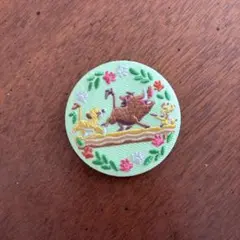 biscuit 刺繍缶バッジ　4