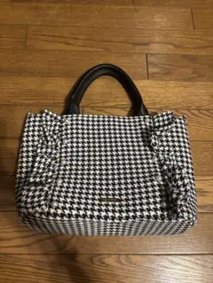 Maison de FLEUR フリル ハンドバッグ パール