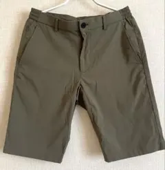 UNIQLO x Theory カーキ ショートパンツ