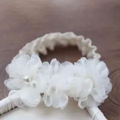 HB01ホワイト　ベビー　ヘアバンド　百日祝い　ハーフバースデー　お食い初め