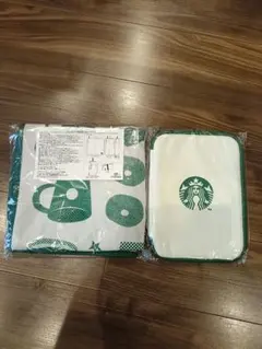 スターバックス 2024福袋　ピクニックマット、リバーシブルマルチケース