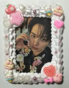 トレカケース 硬質ケース ホイップデコ 推し活 白 ピンク