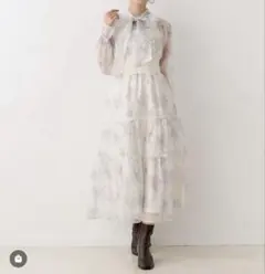 MERCURYDUO ワンピース 白