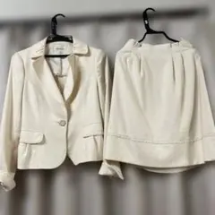 Item thumbnail for item 6deed430-4f6a-464a-99c1-9b70d18fca49