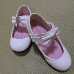 ビビディ・バビディ・ブティックホワイトシューズ リボン付き 21cm